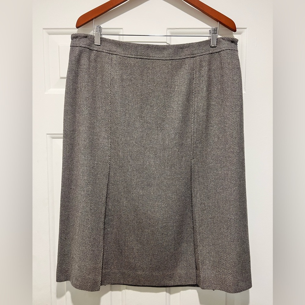 Virgin Wool Skirt A Line Knee length Dark Academia Made in USA Size 16